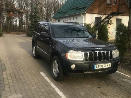 Серый Джип Гранд Чероки, объемом двигателя 4.7 л и пробегом 197 тыс. км за 8990 $, фото 1 на Automoto.ua