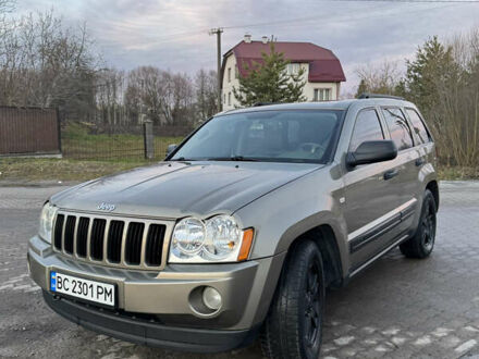 Сірий Джип Grand Cherokee, об'ємом двигуна 2.99 л та пробігом 195 тис. км за 10500 $, фото 1 на Automoto.ua