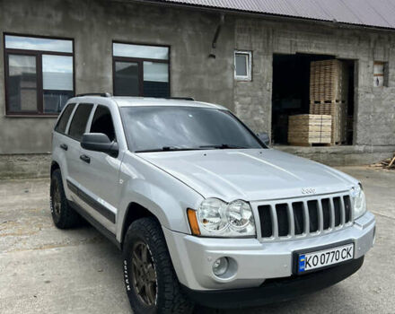 Сірий Джип Grand Cherokee, об'ємом двигуна 2.99 л та пробігом 340 тис. км за 9200 $, фото 1 на Automoto.ua