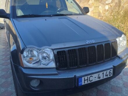 Сірий Джип Grand Cherokee, об'ємом двигуна 3 л та пробігом 300 тис. км за 5800 $, фото 1 на Automoto.ua