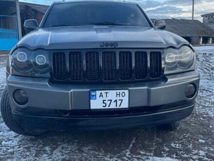 Джип Гранд Чероки 2005 в Коломые на Automoto.ua Серый Джип Гранд Чероки, объемом двигателя 2.99 л и пробегом 350 тыс. км за 11000 $, фото 1 на Automoto.ua