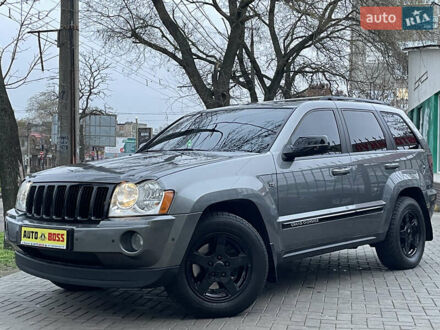 Сірий Джип Grand Cherokee, об'ємом двигуна 5.7 л та пробігом 205 тис. км за 11999 $, фото 1 на Automoto.ua