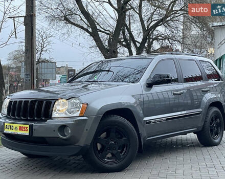 Сірий Джип Grand Cherokee, об'ємом двигуна 5.7 л та пробігом 205 тис. км за 11999 $, фото 1 на Automoto.ua