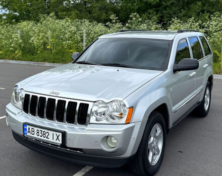 Сірий Джип Grand Cherokee, об'ємом двигуна 3 л та пробігом 232 тис. км за 10400 $, фото 1 на Automoto.ua