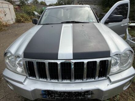 Сірий Джип Grand Cherokee, об'ємом двигуна 5.7 л та пробігом 253 тис. км за 3000 $, фото 1 на Automoto.ua