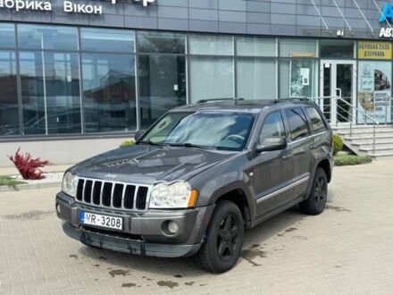 Сірий Джип Grand Cherokee, об'ємом двигуна 3 л та пробігом 280 тис. км за 4150 $, фото 1 на Automoto.ua