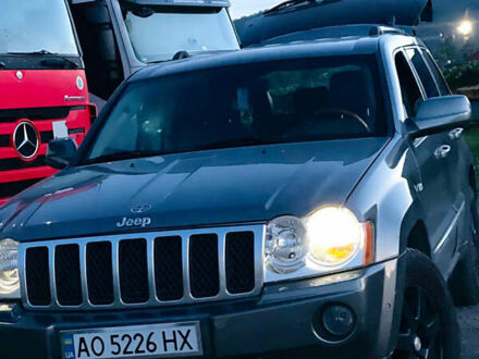Джип Grand Cherokee 2007 у Мукачеве на Automoto.ua Сірий Джип Grand Cherokee, об'ємом двигуна 3 л та пробігом 310 тис. км за 11300 $, фото 1 на Automoto.ua