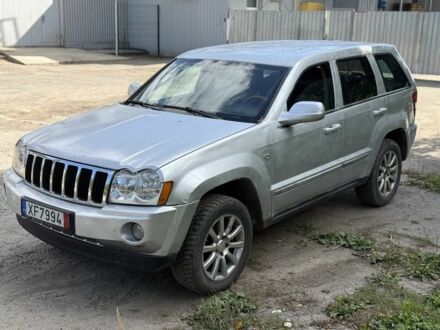 Сірий Джип Grand Cherokee, об'ємом двигуна 0 л та пробігом 200 тис. км за 2750 $, фото 1 на Automoto.ua