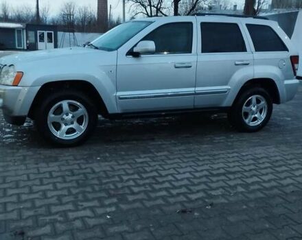 Серый Джип Гранд Чероки, объемом двигателя 3 л и пробегом 263 тыс. км за 10400 $, фото 1 на Automoto.ua