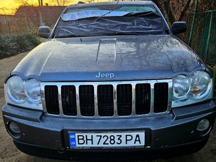 Серый Джип Гранд Чероки, объемом двигателя 3 л и пробегом 347 тыс. км за 9000 $, фото 1 на Automoto.ua