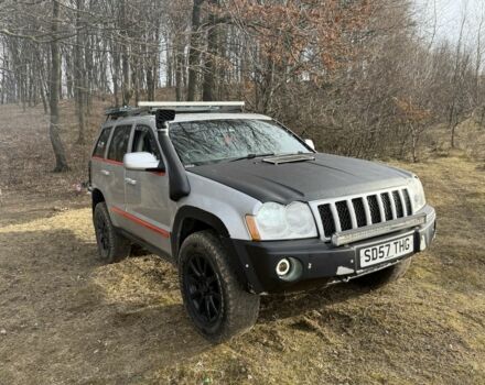 Сірий Джип Grand Cherokee, об'ємом двигуна 3 л та пробігом 200 тис. км за 7554 $, фото 1 на Automoto.ua