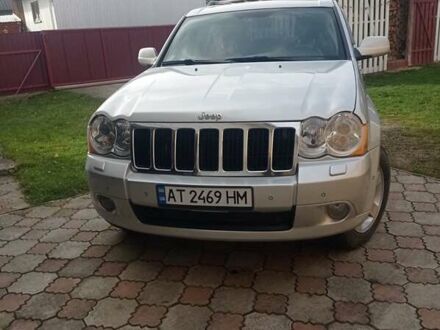 Серый Джип Гранд Чероки, объемом двигателя 2.99 л и пробегом 233 тыс. км за 11000 $, фото 1 на Automoto.ua