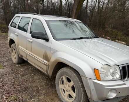 Серый Джип Гранд Чероки, объемом двигателя 3 л и пробегом 224 тыс. км за 4974 $, фото 1 на Automoto.ua