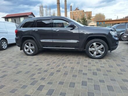 Сірий Джип Grand Cherokee, об'ємом двигуна 3 л та пробігом 232 тис. км за 16800 $, фото 1 на Automoto.ua