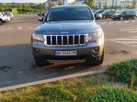 Джип Гранд Чероки 2011 в Ровно на Automoto.ua Серый Джип Гранд Чероки, объемом двигателя 2.99 л и пробегом 230 тыс. км за 15800 $, фото 1 на Automoto.ua