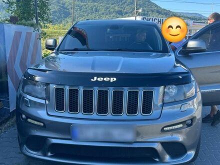 Сірий Джип Grand Cherokee, об'ємом двигуна 3 л та пробігом 198 тис. км за 17000 $, фото 1 на Automoto.ua