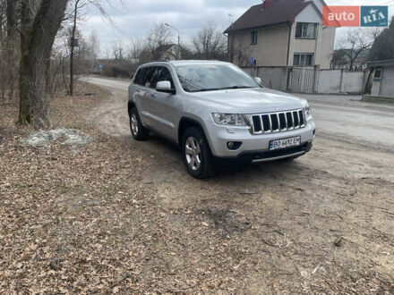 Джип Grand Cherokee 2011 у Києві на Automoto.ua Сірий Джип Grand Cherokee, об'ємом двигуна 2.99 л та пробігом 300 тис. км за 13500 $, фото 1 на Automoto.ua