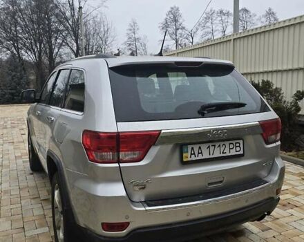 Сірий Джип Grand Cherokee, об'ємом двигуна 2.99 л та пробігом 290 тис. км за 14000 $, фото 1 на Automoto.ua