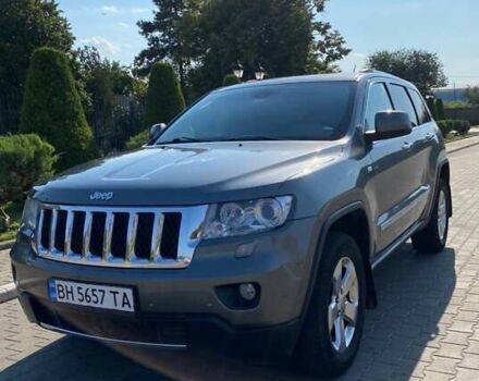 Сірий Джип Grand Cherokee, об'ємом двигуна 2.99 л та пробігом 196 тис. км за 16500 $, фото 1 на Automoto.ua