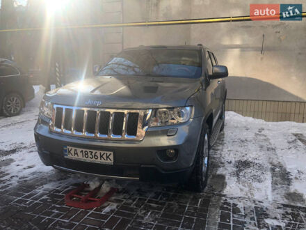 Сірий Джип Grand Cherokee, об'ємом двигуна 3.6 л та пробігом 172 тис. км за 15600 $, фото 1 на Automoto.ua