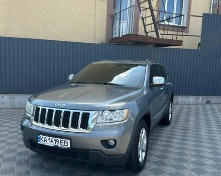 Серый Джип Гранд Чероки, объемом двигателя 3.6 л и пробегом 235 тыс. км за 15000 $, фото 1 на Automoto.ua