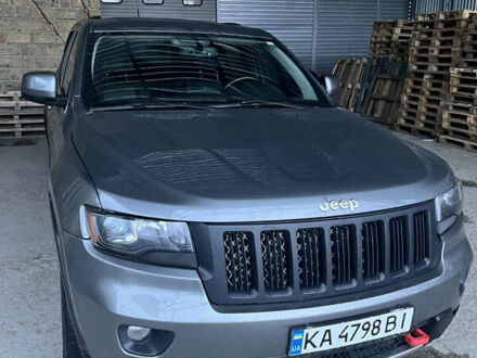 Джип Grand Cherokee 2012 у Києві на Automoto.ua Сірий Джип Grand Cherokee, об'ємом двигуна 3.6 л та пробігом 231 тис. км за 13500 $, фото 1 на Automoto.ua