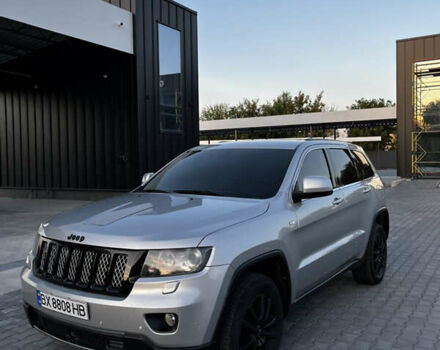 Сірий Джип Grand Cherokee, об'ємом двигуна 2.99 л та пробігом 320 тис. км за 17250 $, фото 1 на Automoto.ua
