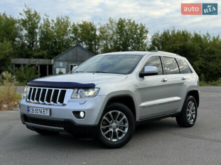 Джип Гранд Чероки 2012 в Мене на Automoto.ua Серый Джип Гранд Чероки, объемом двигателя 2.99 л и пробегом 300 тыс. км за 14200 $, фото 1 на Automoto.ua