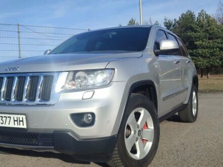 Сірий Джип Grand Cherokee, об'ємом двигуна 2.99 л та пробігом 282 тис. км за 17500 $, фото 1 на Automoto.ua