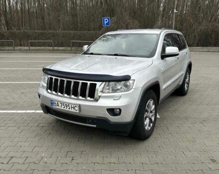 Сірий Джип Grand Cherokee, об'ємом двигуна 3 л та пробігом 182 тис. км за 17000 $, фото 1 на Automoto.ua