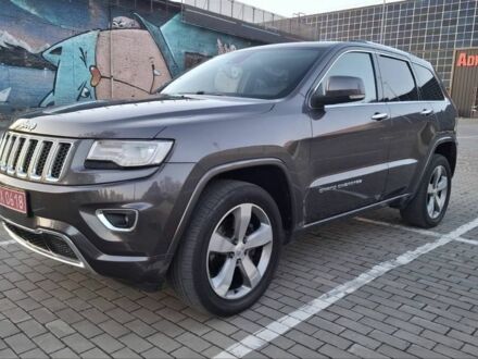 Джип Grand Cherokee 2015 у Луцьку на Automoto.ua Сірий Джип Grand Cherokee, об'ємом двигуна 3 л та пробігом 224 тис. км за 19900 $, фото 1 на Automoto.ua