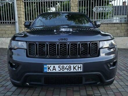 Серый Джип Гранд Чероки, объемом двигателя 3.6 л и пробегом 173 тыс. км за 17800 $, фото 1 на Automoto.ua