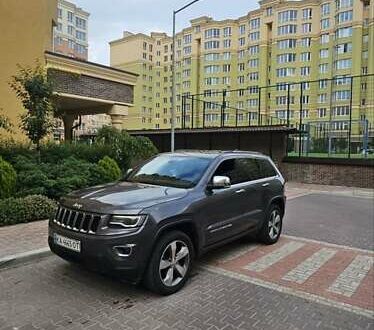 Джип Гранд Чероки 2016 в Киеве на Automoto.ua Серый Джип Гранд Чероки, объемом двигателя 3.6 л и пробегом 178 тыс. км за 19900 $, фото 1 на Automoto.ua