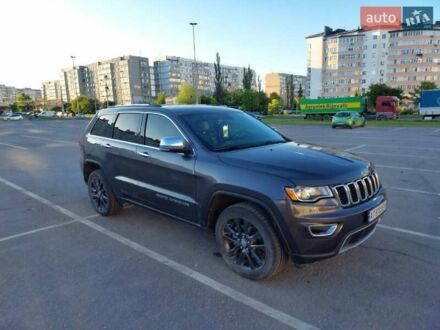 Сірий Джип Grand Cherokee, об'ємом двигуна 3.6 л та пробігом 159 тис. км за 18900 $, фото 1 на Automoto.ua