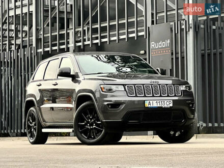 Сірий Джип Grand Cherokee, об'ємом двигуна 3.6 л та пробігом 77 тис. км за 22800 $, фото 1 на Automoto.ua