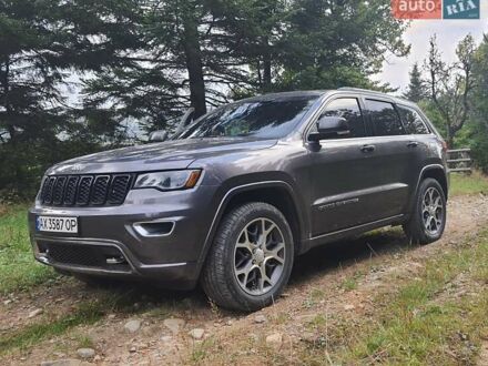 Джип Гранд Чероки 2017 в Харькове на Automoto.ua Серый Джип Гранд Чероки, объемом двигателя 3.6 л и пробегом 107 тыс. км за 22500 $, фото 1 на Automoto.ua