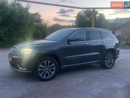 Сірий Джип Grand Cherokee, об'ємом двигуна 3 л та пробігом 115 тис. км за 28111 $, фото 1 на Automoto.ua