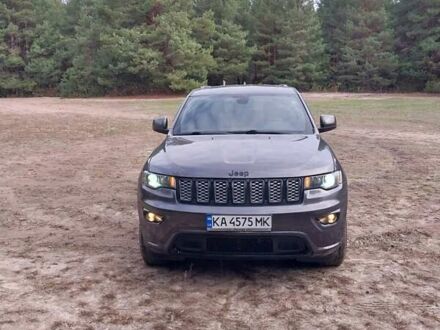 Джип Гранд Чероки 2018 в Киеве на Automoto.ua Серый Джип Гранд Чероки, объемом двигателя 3.6 л и пробегом 137 тыс. км за 28000 $, фото 1 на Automoto.ua