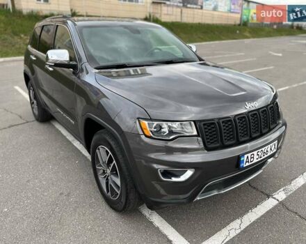 Сірий Джип Grand Cherokee, об'ємом двигуна 2.99 л та пробігом 150 тис. км за 28500 $, фото 1 на Automoto.ua