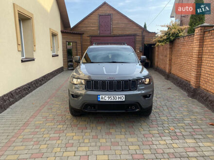 Джип Grand Cherokee 2018 у Ковель на Automoto.ua Сірий Джип Grand Cherokee, об'ємом двигуна 3.6 л та пробігом 92 тис. км за 29500 $, фото 1 на Automoto.ua