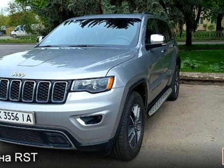 Сірий Джип Grand Cherokee, об'ємом двигуна 3.6 л та пробігом 75 тис. км за 28700 $, фото 1 на Automoto.ua