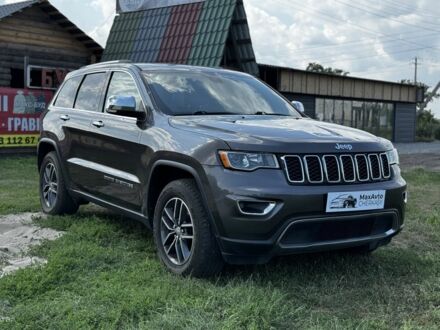 Джип Grand Cherokee 2018 у Черкасах на Automoto.ua Сірий Джип Grand Cherokee, об'ємом двигуна 3.6 л та пробігом 156 тис. км за 19500 $, фото 1 на Automoto.ua