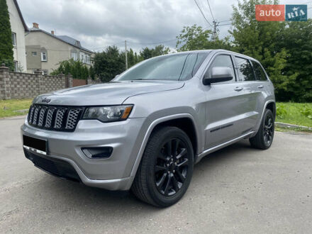 Сірий Джип Grand Cherokee, об'ємом двигуна 3.6 л та пробігом 110 тис. км за 21500 $, фото 1 на Automoto.ua