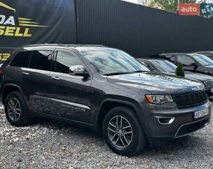 Серый Джип Гранд Чероки, объемом двигателя 2.99 л и пробегом 156 тыс. км за 25500 $, фото 1 на Automoto.ua