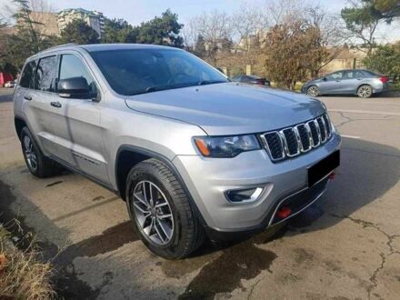 Сірий Джип Grand Cherokee, об'ємом двигуна 0 л та пробігом 46 тис. км за 16400 $, фото 1 на Automoto.ua