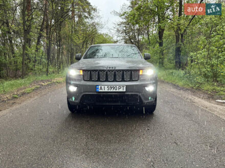 Джип Гранд Чероки 2019 в Киеве на Automoto.ua Серый Джип Гранд Чероки, объемом двигателя 3.6 л и пробегом 71 тыс. км за 25500 $, фото 1 на Automoto.ua