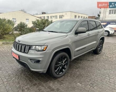 Сірий Джип Grand Cherokee, об'ємом двигуна 3.6 л та пробігом 103 тис. км за 22800 $, фото 1 на Automoto.ua