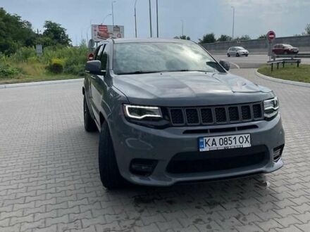 Джип Гранд Чероки 2019 в Киеве на Automoto.ua Серый Джип Гранд Чероки, объемом двигателя 3.6 л и пробегом 211 тыс. км за 26000 $, фото 1 на Automoto.ua