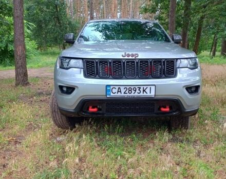 Сірий Джип Grand Cherokee, об'ємом двигуна 3.6 л та пробігом 85 тис. км за 33000 $, фото 1 на Automoto.ua