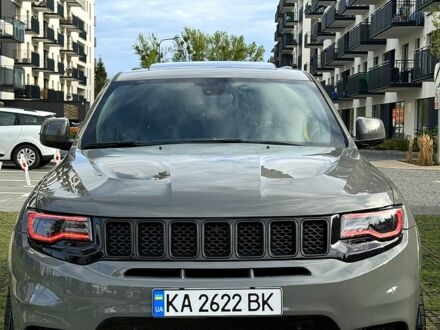 Джип Grand Cherokee 2020 у Києві на Automoto.ua Сірий Джип Grand Cherokee, об'ємом двигуна 3.6 л та пробігом 50 тис. км за 33000 $, фото 1 на Automoto.ua